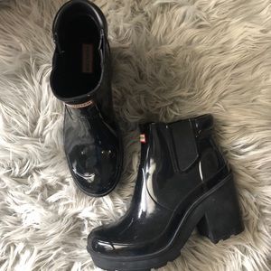 RARE Hunter Chelsea Block Gloss Heeled Booties